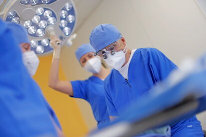 Zahnmedizin in Erfurt - MKG, Oral­chirurgie, Implan­to­lo­gie - Gemeinschaftspraxis für Zahnmedizin