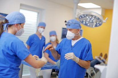 Zahnmedizin in Erfurt - MKG, Oralchirurgie, Implantologie - Gemeinschaftspraxis für Zahnmedizin