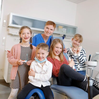 Zahnmedizin in Erfurt - MKG, Oral­chirurgie, Implan­to­lo­gie - Gemeinschaftspraxis für Zahnmedizin